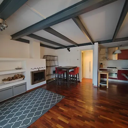 Two-level Ca Granda *