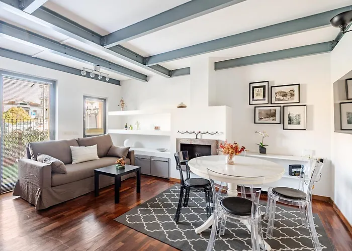 Two-level Ca Granda Apartment Milan